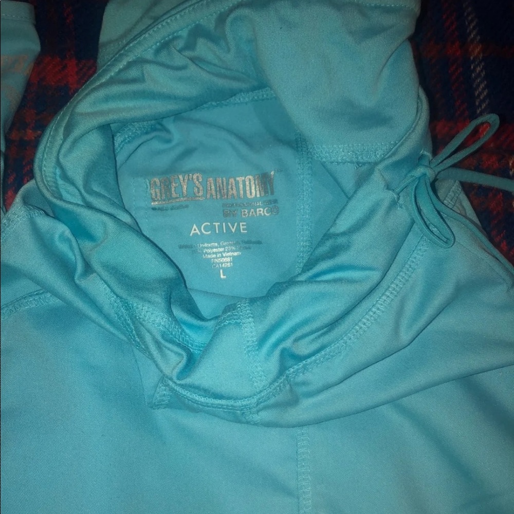 Grey’s anatomy scrub set. Very cute